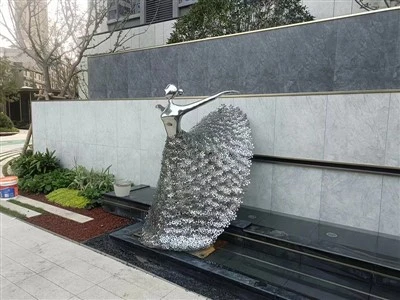 Vũ công bằng thép không gỉ điêu khắc bóng tối